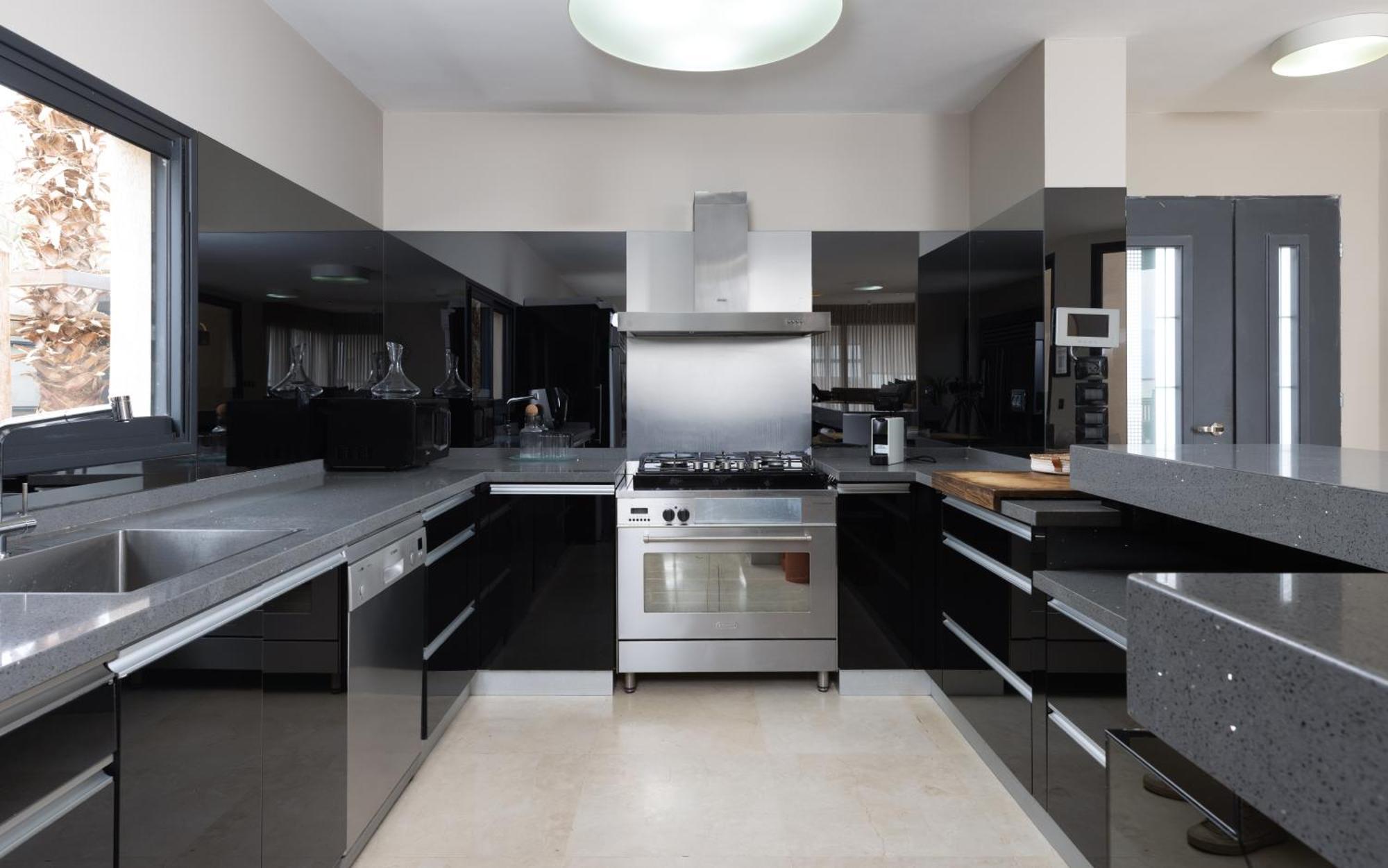 Villa Daniela Heated Pool וילה דניאלה בריכה מחוממת Ейлат Екстериор снимка